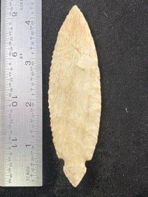 4 & 3/8" Turkeytail from Missouri Indian Artifact Arrowhead ex - Hoots Collection 1970's Arkansas