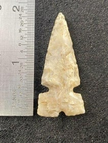 1 & 7/8" Cahokia from Missouri Indian Artifact Arrowhead