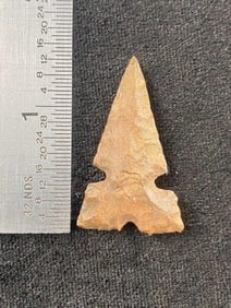 1 & 1/2" Cahokia from Missouri Indian Artifact Arrowhead