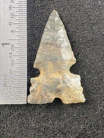 1 & 1/2" Cahokia from Missouri Indian Artifact Arrowhead
