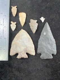 5 Arrow Points & 2 Extra Nice Arrowheads