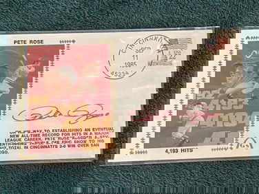 Pete Rose Hand Signed Authentic Autograph Baseball Card