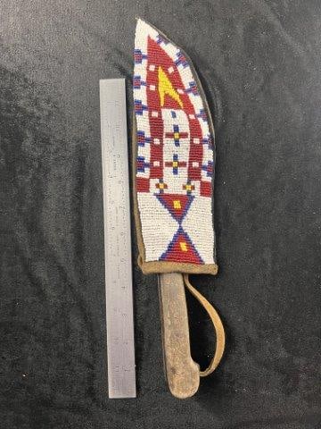 Knife with Beaded Sheath Indian Artifact Arrowhead (1 of 4)