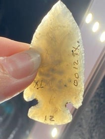 Dovetail from Texas Indian Artifact Arrowhead