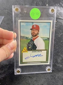 2011 Topps Lineage Autograph Jason Motte Baseball Card
