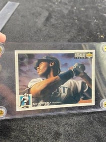 1994 Upper Deck Ken Griffey Jr Baseball Card