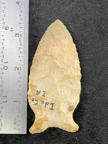 Dalton from Iowa Indian Artifact Arrowhead