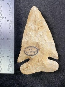 Thebes from Mills County, Iowa Indian Artifact Arrowhead