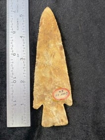 Hardin from Iowa Indian Artifact Arrowhead