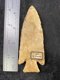 Hardin from Iowa Indian Artifact Arrowhead