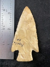 Hardin from Iowa Indian Artifact Arrowhead