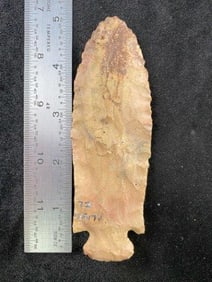 Benton from Illinois Indian Artifact Arrowhead