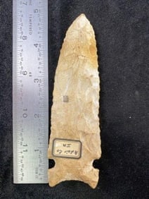 Graham Cave from Iowa Indian Artifact Arrowhead