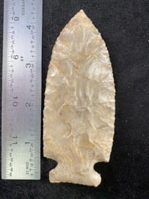 Benton from Missouri Indian Artifact Arrowhead