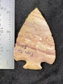 Snyders from Poke County, Illinois Indian Artifact Arrowhead