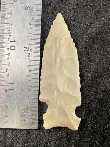 Graham Cave Indian Artifact Arrowhead: KEY WORDS: INDIAN ARTIFACT ARTIFACTS ARROWHEAD ARROWHEADS NATIVE AMERICAN MISSISSIPPIAN QUAPAW CADDO POTTERY COINS MORGAN DOLLAR PEACE DOLLAR SILVER COINS Arkansas. Now taking in consignments for pre-