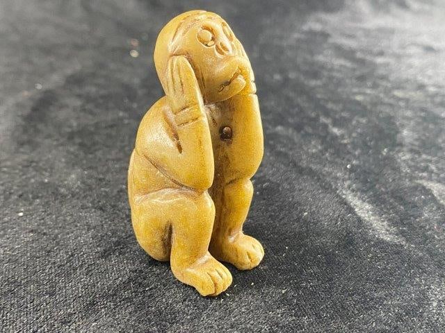 Chinese Jade Hongshan Figurine: KEY WORDS: INDIAN ARTIFACT ARTIFACTS ARROWHEAD ARROWHEADS NATIVE AMERICAN MISSISSIPPIAN QUAPAW CADDO POTTERY COINS MORGAN DOLLAR PEACE DOLLAR SILVER COINS Arkansas. Now taking in consignments for pre-