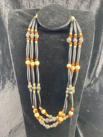 South West Necklace: KEY WORDS: INDIAN ARTIFACT ARTIFACTS ARROWHEAD ARROWHEADS NATIVE AMERICAN MISSISSIPPIAN QUAPAW CADDO POTTERY COINS MORGAN DOLLAR PEACE DOLLAR SILVER COINS Arkansas. Now taking in consignments for pre-