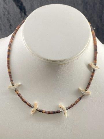 South West Native American Indian Necklace: KEY WORDS: INDIAN ARTIFACT ARTIFACTS ARROWHEAD ARROWHEADS NATIVE AMERICAN MISSISSIPPIAN QUAPAW CADDO POTTERY COINS MORGAN DOLLAR PEACE DOLLAR SILVER COINS Arkansas. Now taking in consignments for pre-