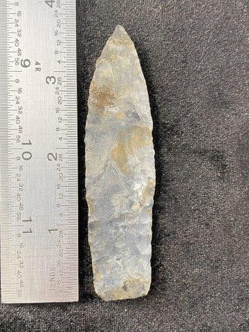 Agate Basin Indian Artifact Arrowhead: KEY WORDS: INDIAN ARTIFACT ARTIFACTS ARROWHEAD ARROWHEADS NATIVE AMERICAN MISSISSIPPIAN QUAPAW CADDO POTTERY COINS MORGAN DOLLAR PEACE DOLLAR SILVER COINS Arkansas. Now taking in consignments for pre-