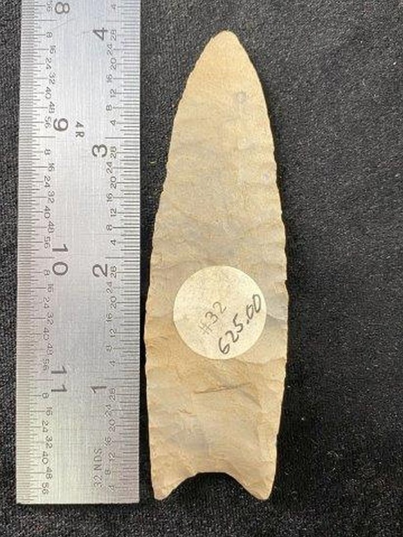 Clovis Indian Artifact Arrowhead ex - Jim Marberry Collection: KEY WORDS: INDIAN ARTIFACT ARTIFACTS ARROWHEAD ARROWHEADS NATIVE AMERICAN MISSISSIPPIAN QUAPAW CADDO POTTERY COINS MORGAN DOLLAR PEACE DOLLAR SILVER COINS Arkansas. Now taking in consignments for pre-