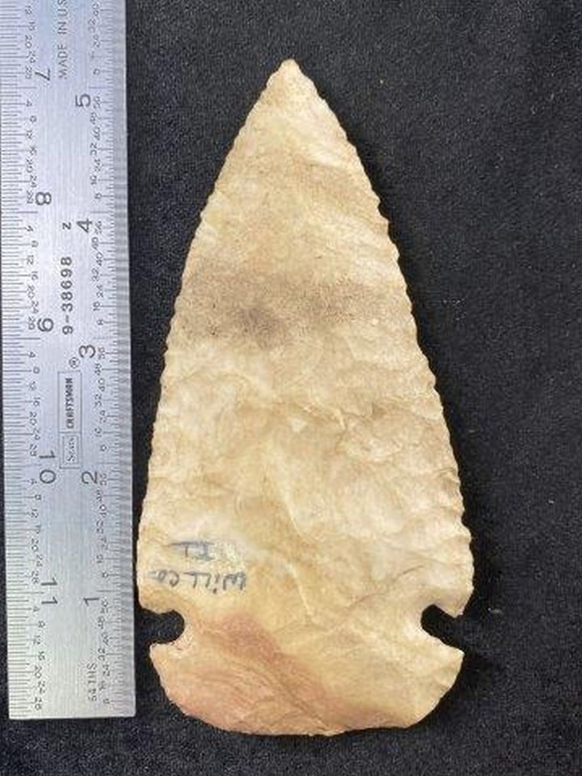 Hopewell Indian Artifact Arrowhead: KEY WORDS: INDIAN ARTIFACT ARTIFACTS ARROWHEAD ARROWHEADS NATIVE AMERICAN MISSISSIPPIAN QUAPAW CADDO POTTERY COINS MORGAN DOLLAR PEACE DOLLAR SILVER COINS Arkansas. Now taking in consignments for pre-