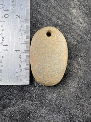 Pendant Indian Artifact Arrowhead: KEY WORDS: INDIAN ARTIFACT ARTIFACTS ARROWHEAD ARROWHEADS NATIVE AMERICAN MISSISSIPPIAN QUAPAW CADDO POTTERY COINS MORGAN DOLLAR PEACE DOLLAR SILVER COINS Arkansas. Now taking in consignments for pre-