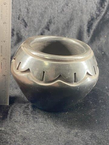 South West Pottery Indian Artifact Arrowhead: KEY WORDS: INDIAN ARTIFACT ARTIFACTS ARROWHEAD ARROWHEADS NATIVE AMERICAN MISSISSIPPIAN QUAPAW CADDO POTTERY COINS MORGAN DOLLAR PEACE DOLLAR SILVER COINS Arkansas. Now taking in consignments for pre-