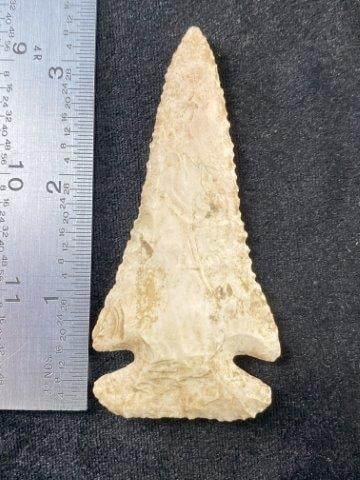 Thebes Indian Artifact Arrowhead: KEY WORDS: INDIAN ARTIFACT ARTIFACTS ARROWHEAD ARROWHEADS NATIVE AMERICAN MISSISSIPPIAN QUAPAW CADDO POTTERY COINS MORGAN DOLLAR PEACE DOLLAR SILVER COINS Arkansas. Now taking in consignments for pre-