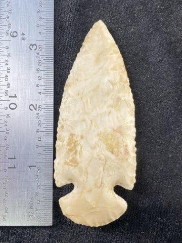 Dovetail Indian Artifact Arrowhead: KEY WORDS: INDIAN ARTIFACT ARTIFACTS ARROWHEAD ARROWHEADS NATIVE AMERICAN MISSISSIPPIAN QUAPAW CADDO POTTERY COINS MORGAN DOLLAR PEACE DOLLAR SILVER COINS Arkansas. Now taking in consignments for pre-