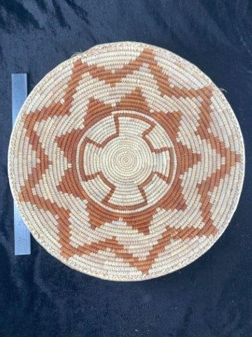 South West Basket Indian Artifact Arrowhead (1 of 2)