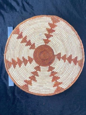 South West Basket Indian Artifact Arrowhead (1 of 2)