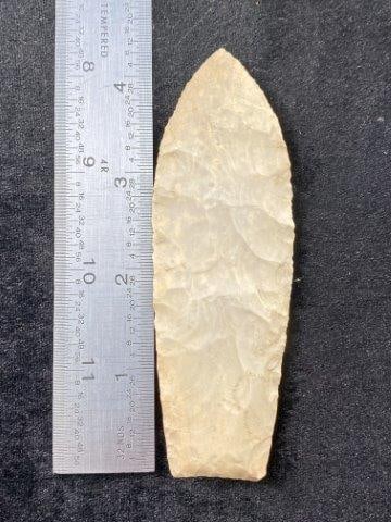 Agate Basin Indian Artifact Arrowhead: KEY WORDS: INDIAN ARTIFACT ARTIFACTS ARROWHEAD ARROWHEADS NATIVE AMERICAN MISSISSIPPIAN QUAPAW CADDO POTTERY COINS MORGAN DOLLAR PEACE DOLLAR SILVER COINS Arkansas. Now taking in consignments for pre-