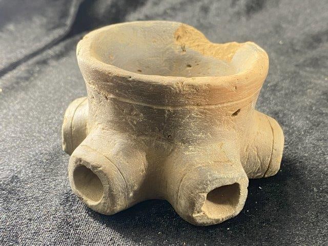 Pottery Peace Pipe Indian Artifact Arrowhead (1 of 5)