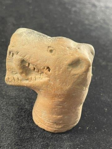 Wolf Effigy Pottery Pipe Indian Artifact Arrowhead (1 of 5)