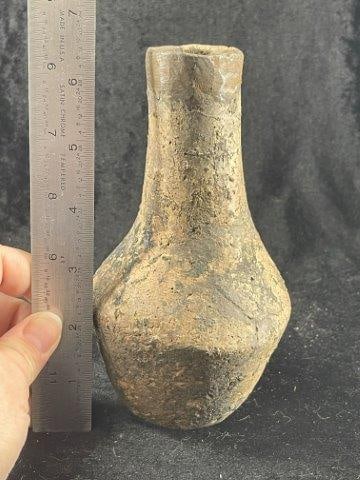 Caddo Vase Indian Artifact Arrowhead (1 of 3)