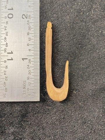 Bone Hook Indian Artifact Arrowhead: KEY WORDS: INDIAN ARTIFACT ARTIFACTS ARROWHEAD ARROWHEADS NATIVE AMERICAN MISSISSIPPIAN QUAPAW CADDO POTTERY COINS MORGAN DOLLAR PEACE DOLLAR SILVER COINS Arkansas. Now taking in consignments for pre-