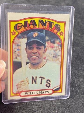 1972 Topps Willie Mays Baseball Card (1 of 2)