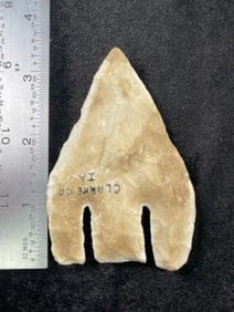 Calf Creek Indian Artifact Arrowhead