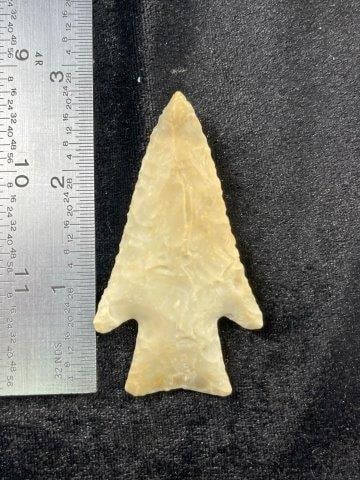 Hardin Indian Artifact Arrowhead: KEY WORDS: INDIAN ARTIFACT ARTIFACTS ARROWHEAD ARROWHEADS NATIVE AMERICAN MISSISSIPPIAN QUAPAW CADDO POTTERY COINS MORGAN Dollar Coin PEACE Dollar Coin SILVER COINS Arkansas. Now taking in consignment