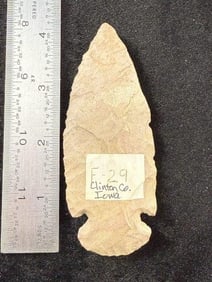 Dovetail from Iowa Indian Artifact Arrowhead