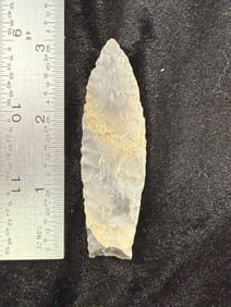 Agate Basin Indian Artifact Arrowhead