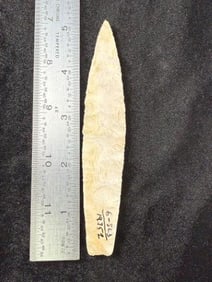 Agate Basin Indian Artifact Arrowhead