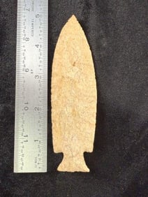 Benton Indian Artifact Arrowhead