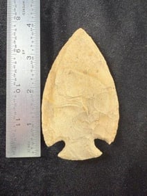 Snyders Indian Artifact Arrowhead