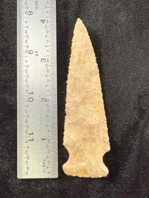 Benton Indian Artifact Arrowhead