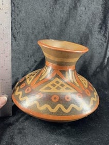 Peru Pot found in 1947 Indian Artifact Arrowhead