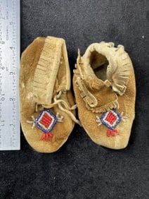 Beaded Baby Moccasins Indian Artifact Arrowhead