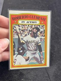1972 Topps Roberto Clemente Baseball Card