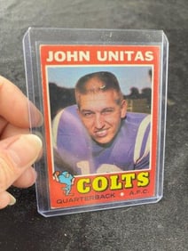 1971 Topps Johnny Unitas Football Card